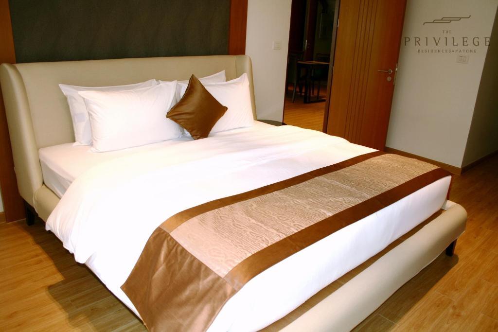 Kalim Beach Place Patong Værelse billede